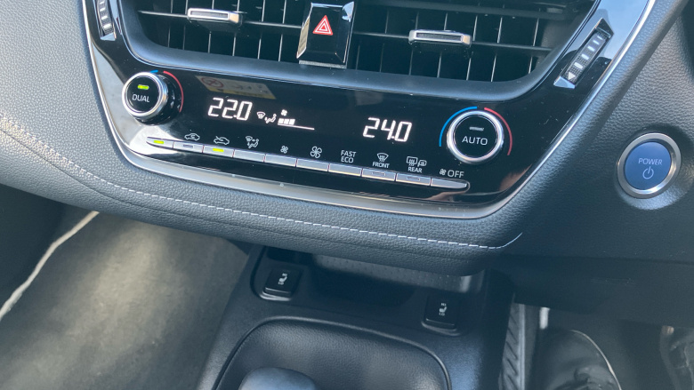 Toyota Corolla 2.0 VVT-i Hybrid Design 5dr CVT Hybrid Hatchback